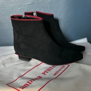 Andrea Pfister I.magnin Vintage Black Ankle Boots Red Trim vintage exquisite